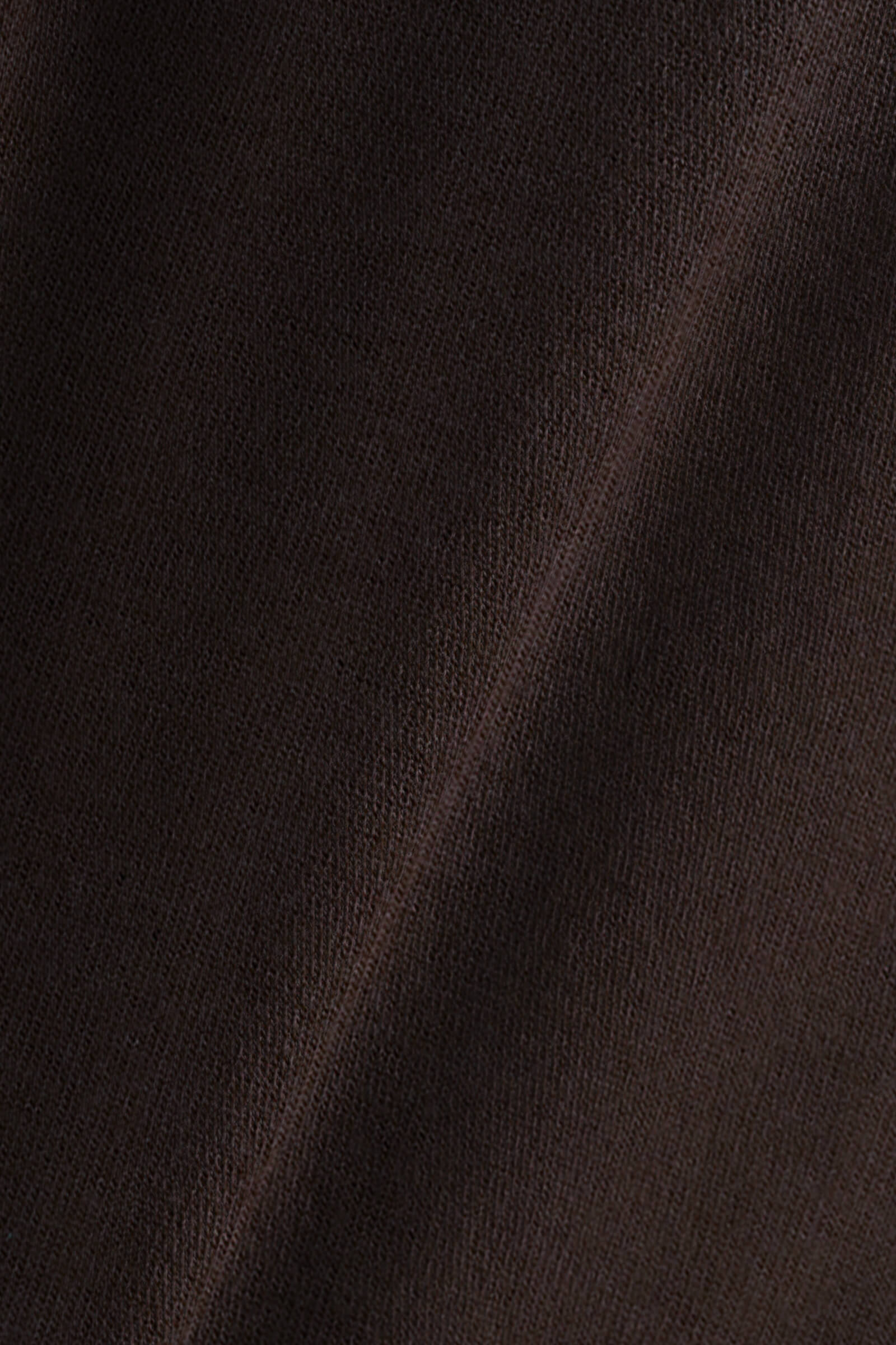 TEES/TANKS The Margo Tee in Chocolate Leset