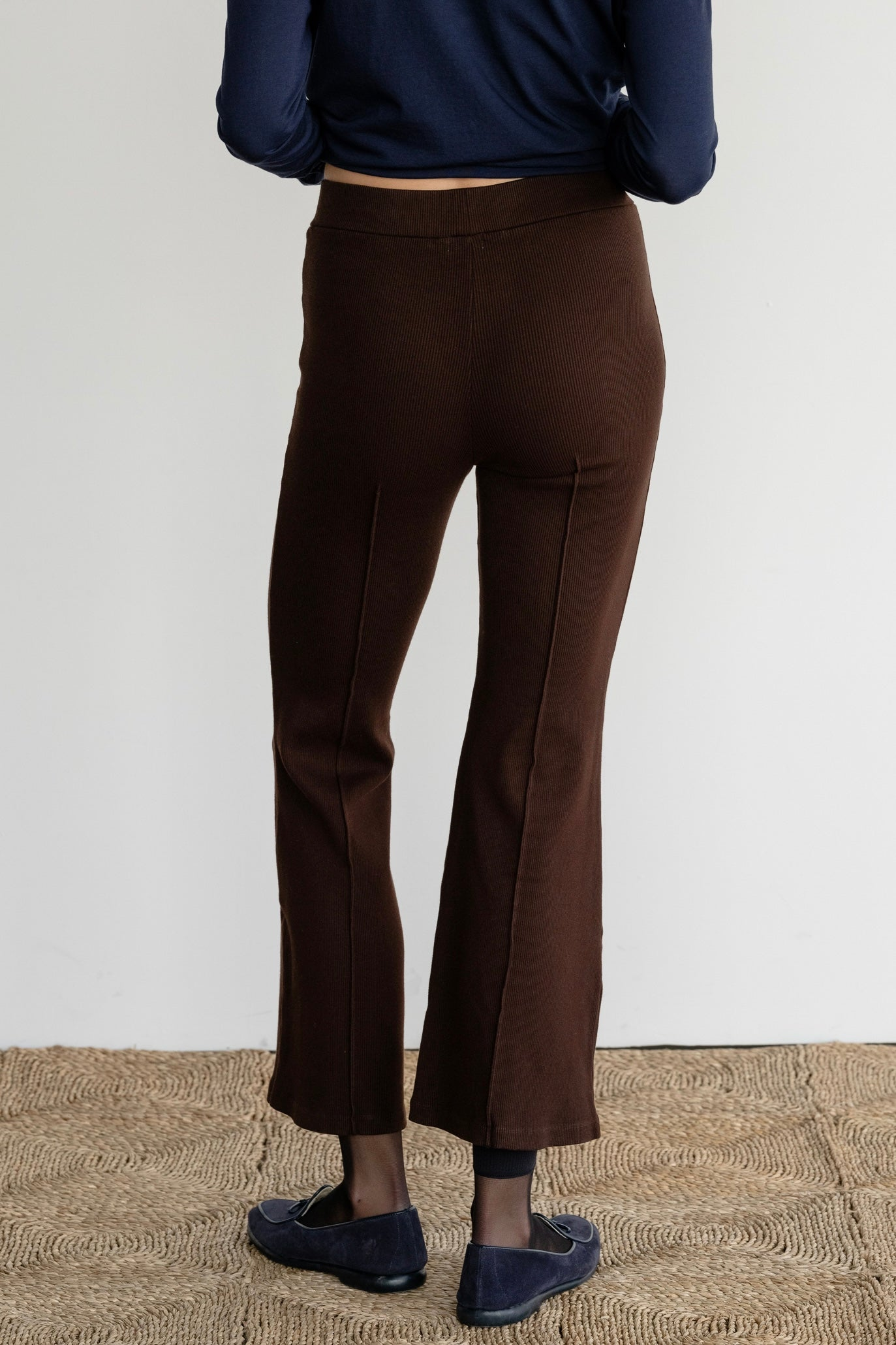 PANTS/SHORTS Rib Kick Flare Pant in Espresso Donni