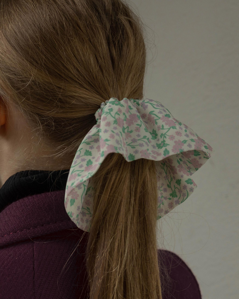 Hair Accessories Manner Market Georgia Scrunchie in Floral Manner Market