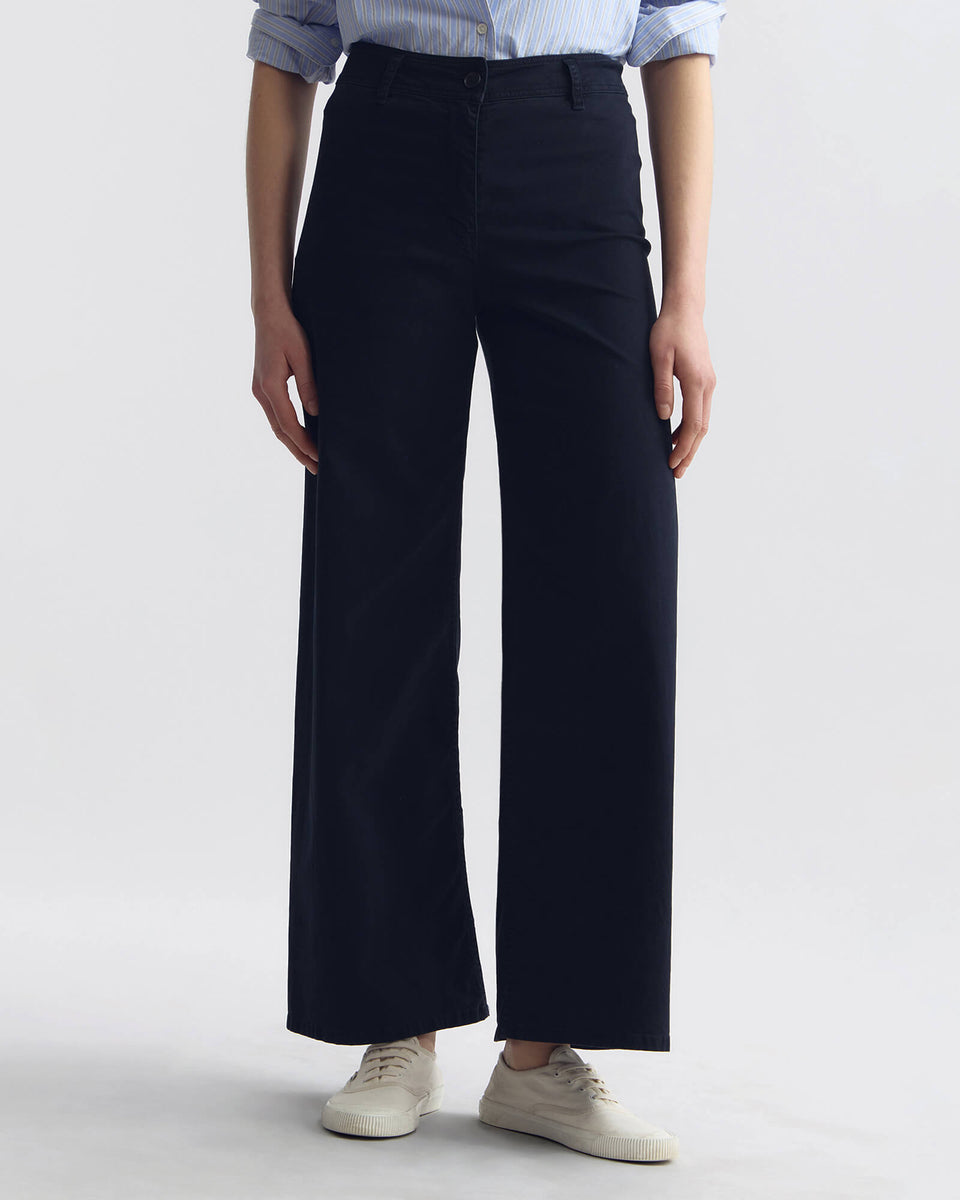 PANTS/SHORTS Megan Pant in Midnight Nili Lotan