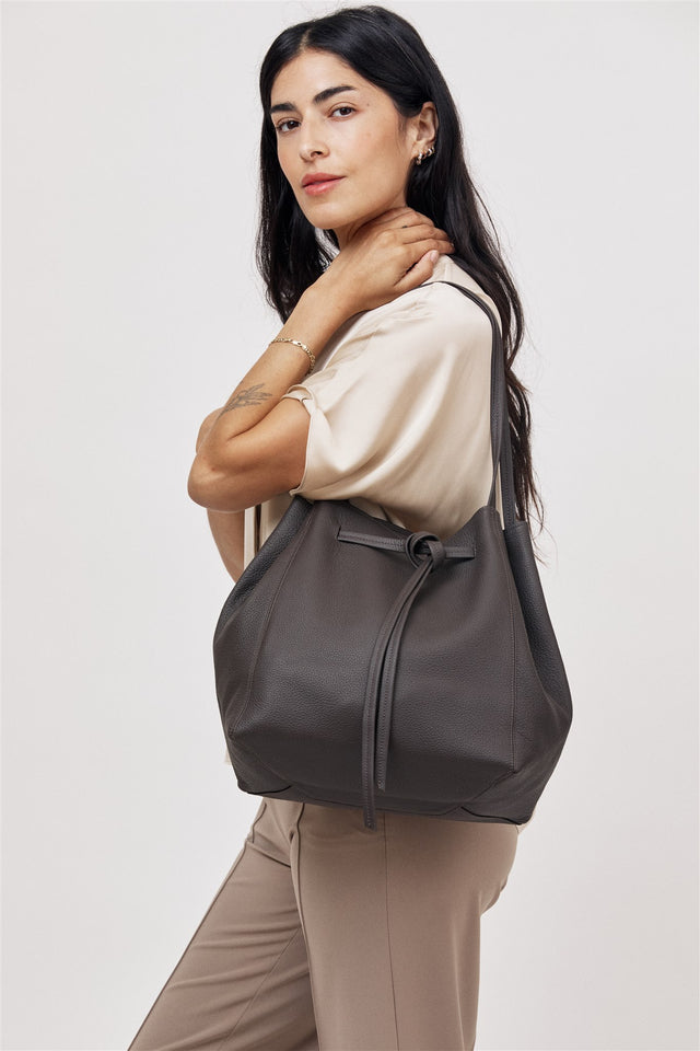 HANDBAGS Florence Tote in Cocoa ORSYN