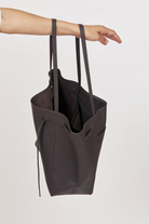 HANDBAGS Florence Tote in Cocoa ORSYN