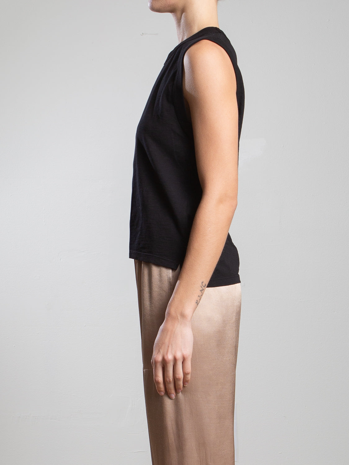 TEES/TANKS Liv Tank in Black Pharaoh