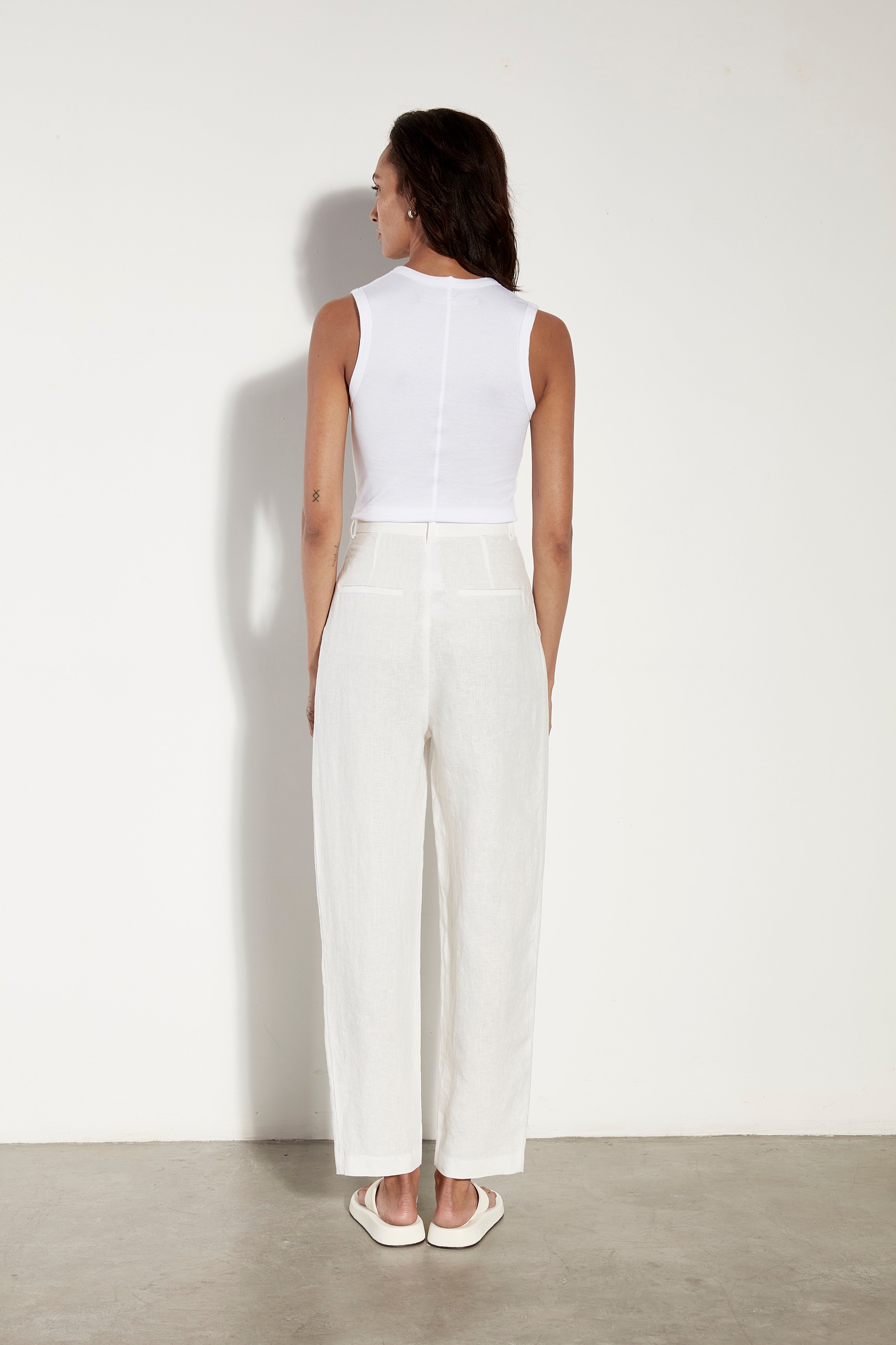 TEES/TANKS COTTON ESSENTIAL TANK IN WHITE Enza Costa