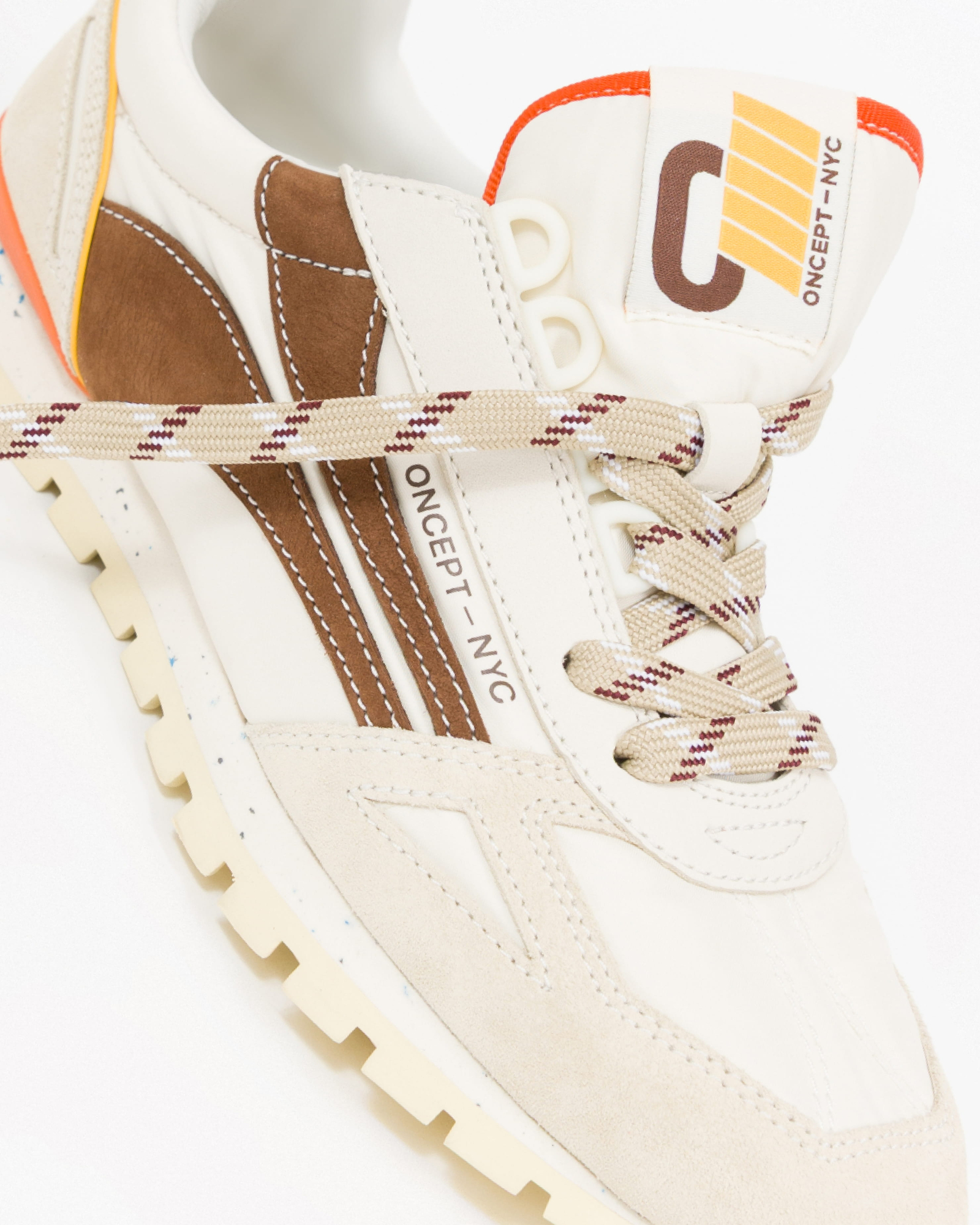 SHOES TORONTO SNEAKER IN STUCCO Oncept