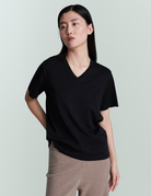TEES/TANKS V-Neck Jersey T-Shirt in Black Handvaerk