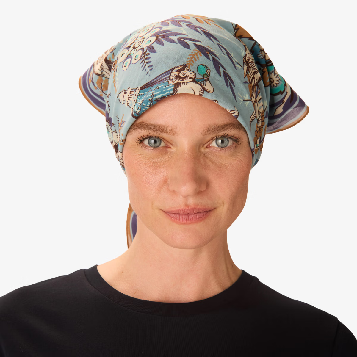 ACCESSORIES Pagode Square Scarf in Denim Inoui Editions