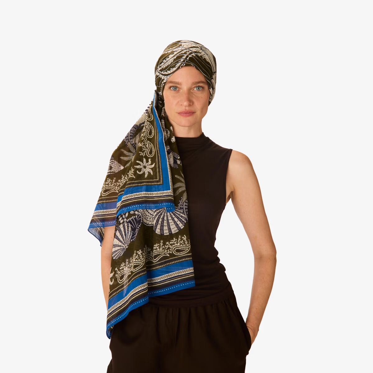 ACCESSORIES Neptune Scarf in Khaki Inoui Editions
