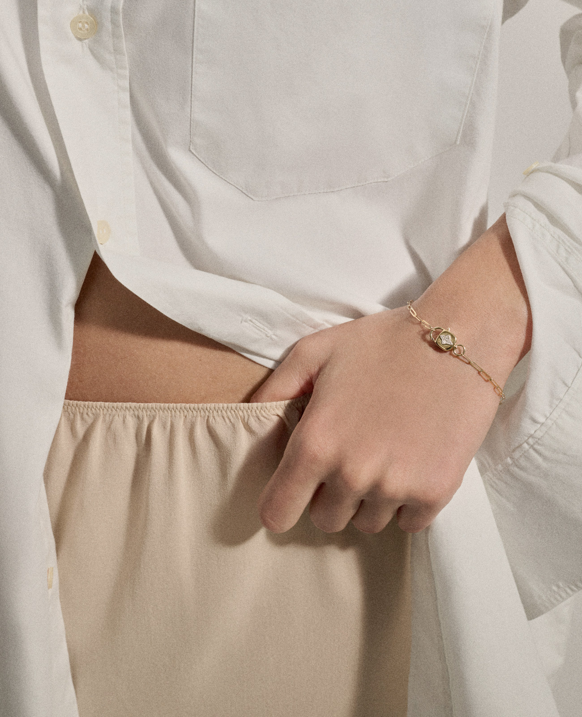 JEWELRY Louise Chain Bracelet in Yellow Gold Pascale Monvoisin