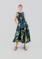 DRESSES/JUMPSUITS Sleeveless Dress in Black Floral Psophia