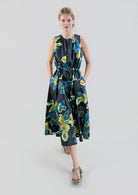DRESSES/JUMPSUITS Sleeveless Dress in Black Floral Psophia