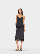 SKIRTS Yvette Skirt in Black Xirena