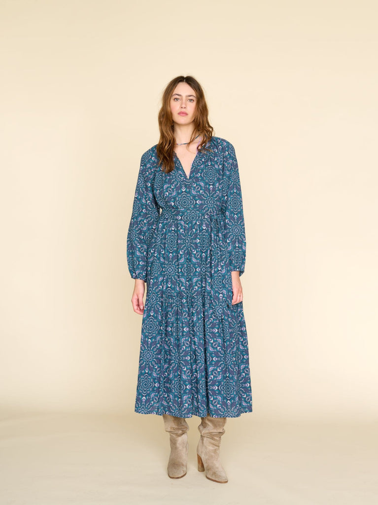 Dresses Xirena Ambrose Dress in Indigo Flora Xirena