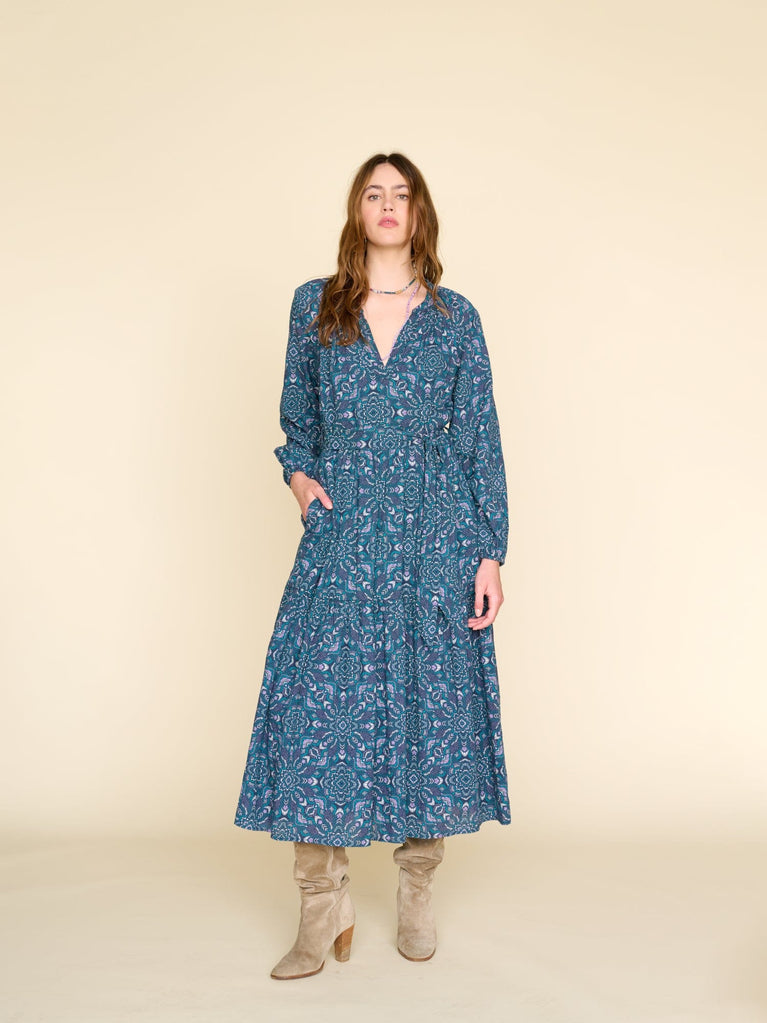Dresses Xirena Ambrose Dress in Indigo Flora Xirena