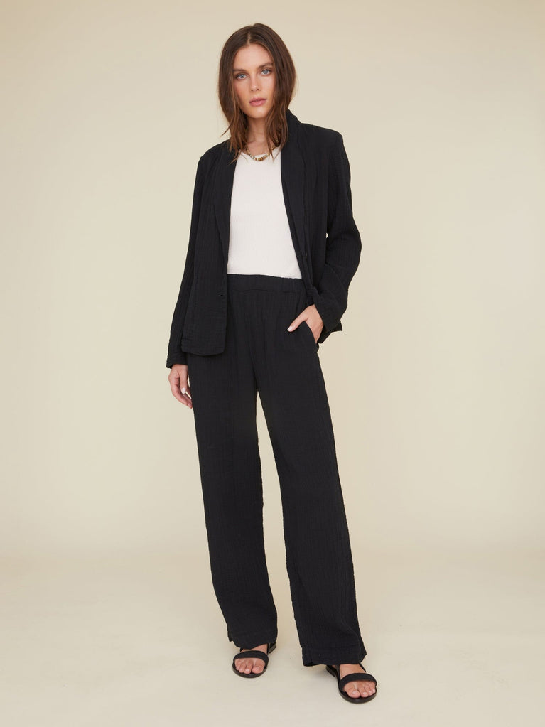 Pants Xirena Demsey Pant in Black Xirena