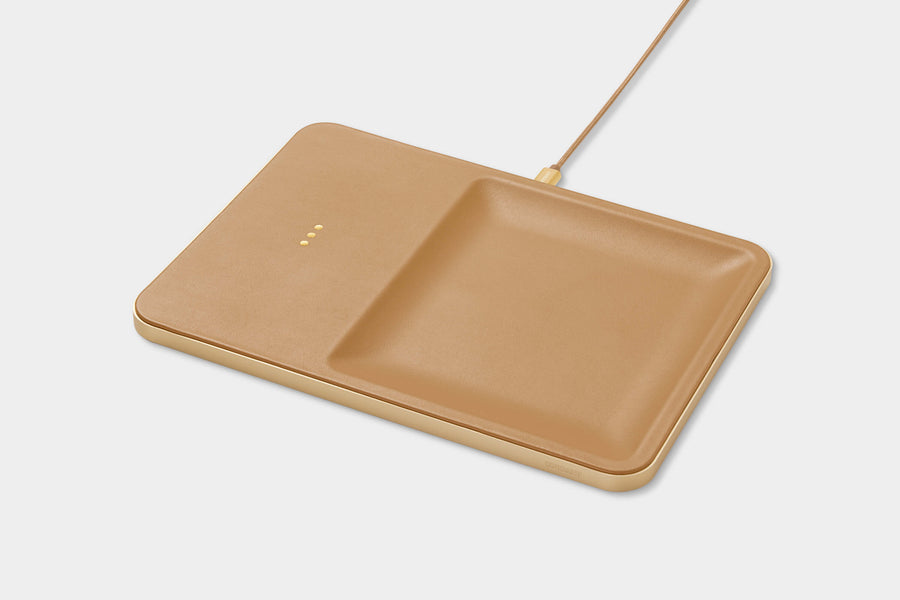 Tech Courant Wireless Charging Tray in Cortado Tan Courant