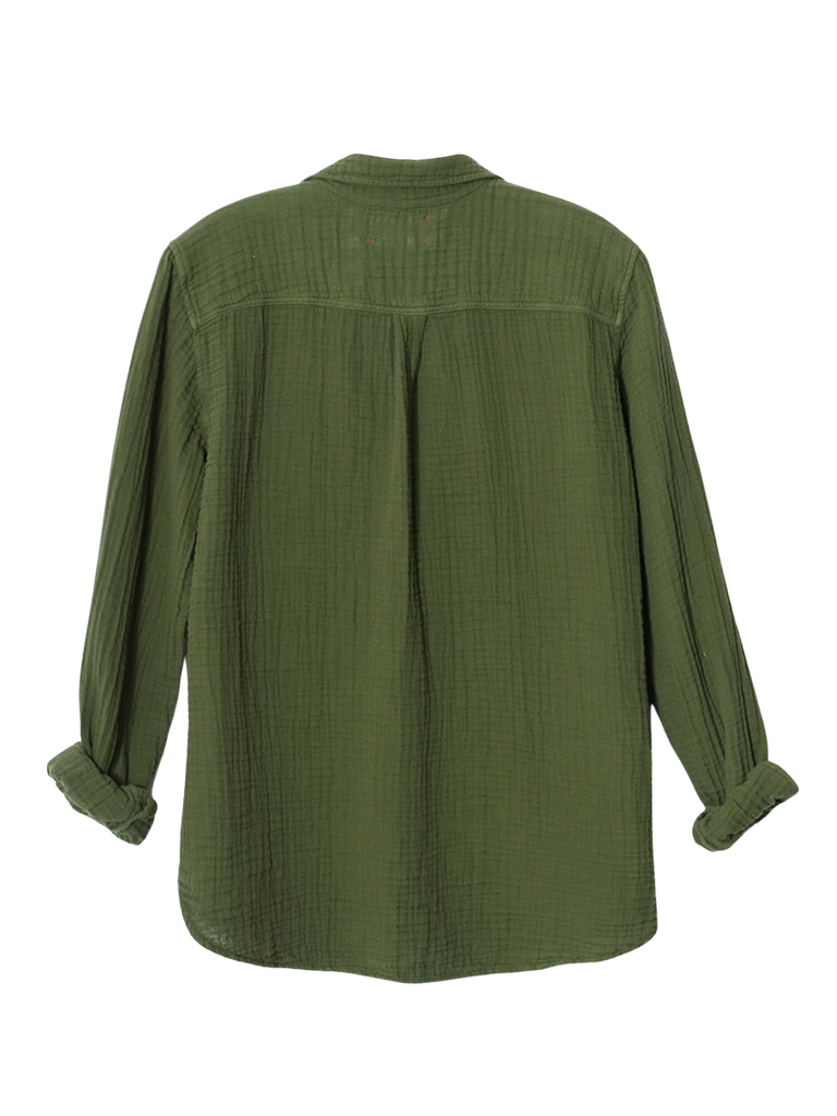 Tops Xirena Scout Shirt in Basil Xirena