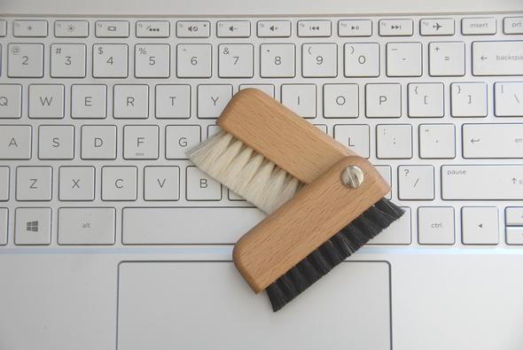 Market Earth and Nest Keyboard Brush Heaven in Earth